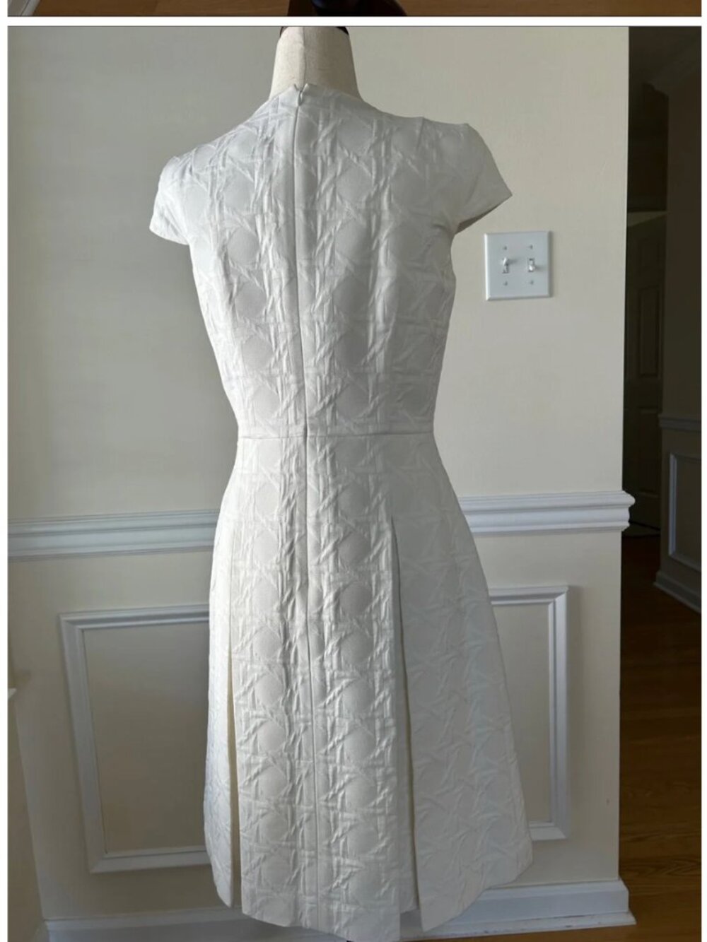 NWT ❣️ Brooks Brothers Off White Textured Fit & Flare Dress - Picture 2 of 8